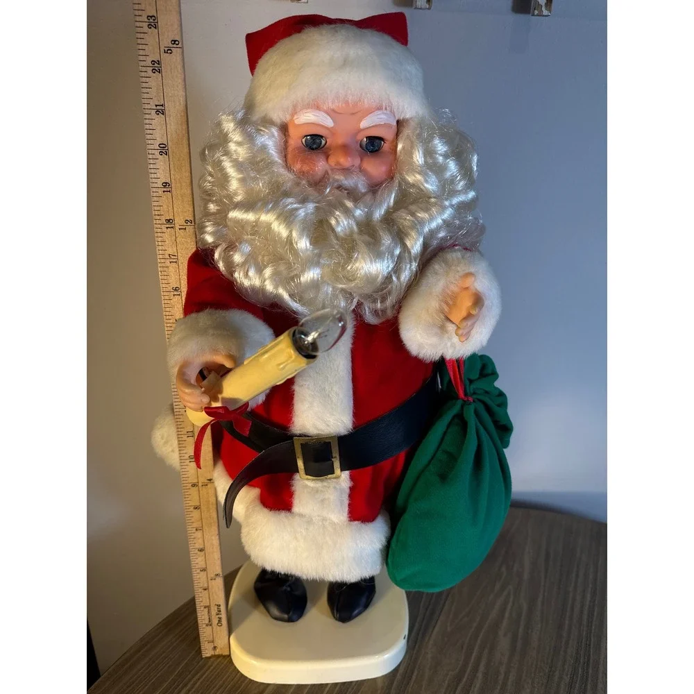 Vintage Rennoc Animated Santa Claus Figure 24